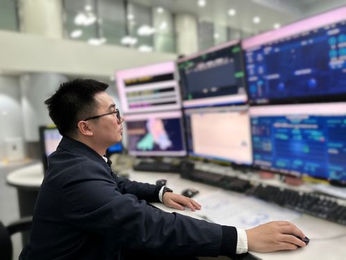 電網(wǎng)智能科技助力春節(jié)保電